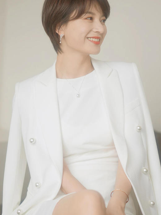 白色西装套装女高级感气质女神范通勤外套无袖连衣裙两件套 商品图1