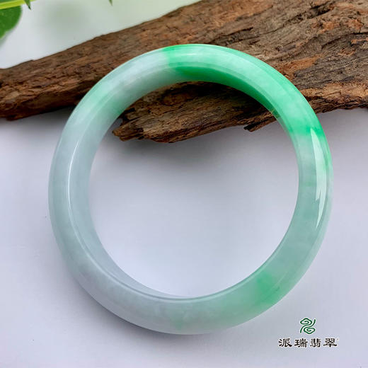 派瑞翡翠 翡翠手镯 糯种 绿色 商品图3
