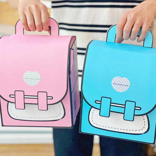 惊喜零食小书包 商品图1