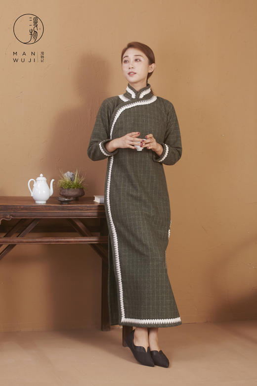 羊毛连肩长袖墨绿格子旗袍 商品图7