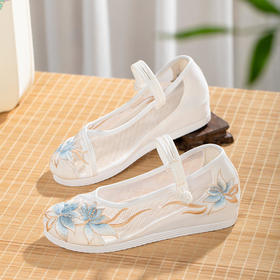 【莉瑾】民族风透气，素雅网纱绣花鞋