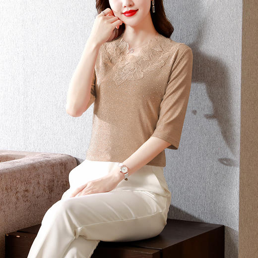 短袖T恤，洋气薄款镂空烫钻蕾丝网纱打底衫KQL-8579 商品图3