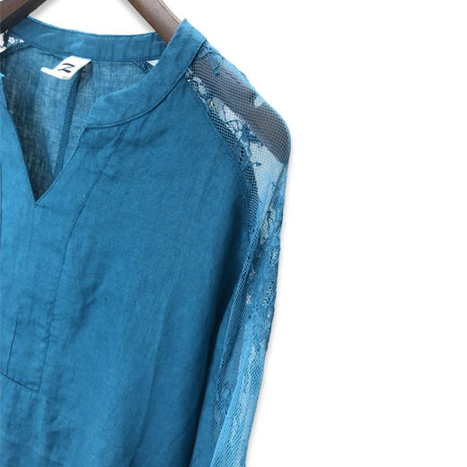 歧氏姐妹【断码清仓】夏季蕾丝镂空末肩亚麻宽松上衣8982WX009 商品图4