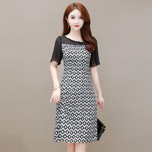 YWE  ZM-BDQ22A89碎花连衣裙 商品图3