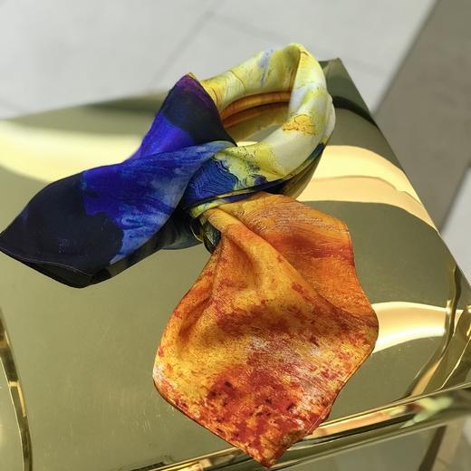 优品堂《迷缀》100％桑蚕丝70×70方巾 商品图2