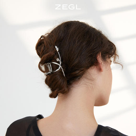 ZEGL郁金香金属抓夹女夏季大号鲨鱼夹后脑勺设计感小众发饰头饰品 商品图2