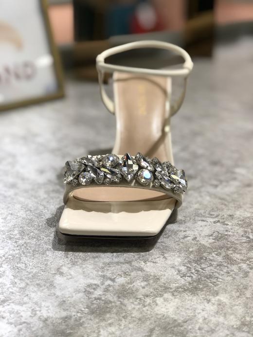 IUIU SECOND夏季方头中跟凉鞋U21BG23541 商品图1