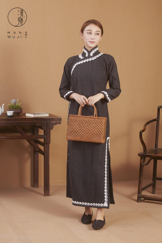 羊毛连肩长袖灰色格子旗袍 商品图1