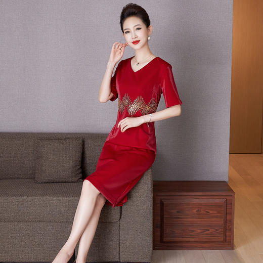 LC-2128新款夏装气质连衣裙结婚宴会婆婆装 商品图3