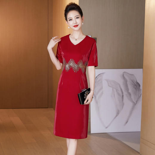 LC-2128新款夏装气质连衣裙结婚宴会婆婆装 商品图0