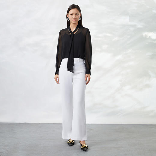 EITIE爱特爱秋季新款显瘦时尚微透系带宽松黑色衬衫上衣C2213002 商品图2