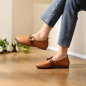 西村名物2022年春季新款民族风花朵皮面平跟软底仙女鞋女单鞋X22AE17111