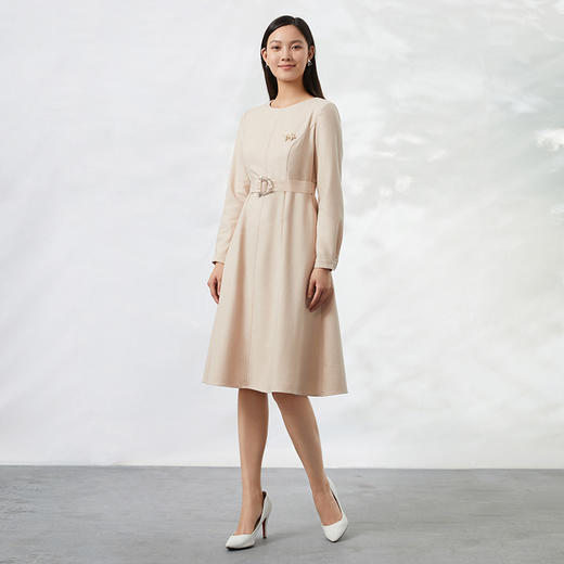 EITIE爱特爱秋季新款气质通勤百搭薄呢料温柔长袖纯色连衣裙C2207002 商品图3
