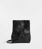 【欧洲专柜直通车】Bottega Veneta 葆蝶家 CASSETTE女士真皮斜肩背水桶包 680218 商品缩略图5
