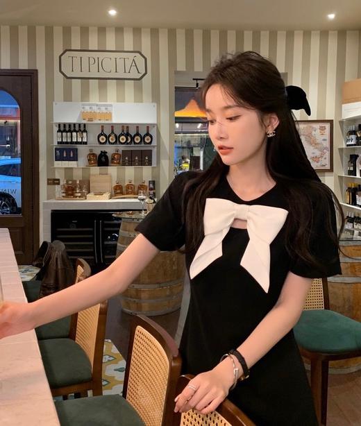 （清仓现货）【社群供X】气质简约镂空蝴蝶结连衣裙 商品图1