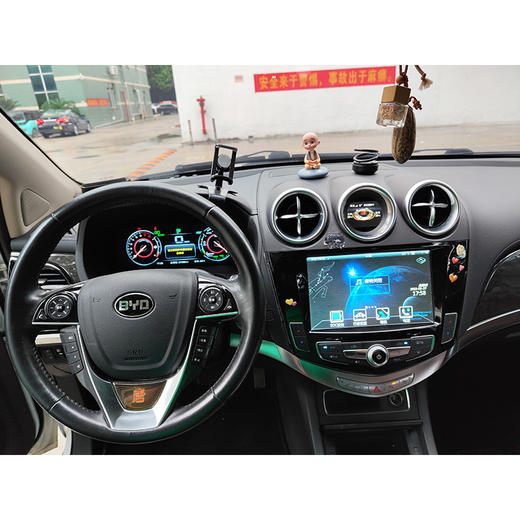 比亚迪 唐新能源 2.0T 四驱豪华型 【长租-深圳】 商品图4