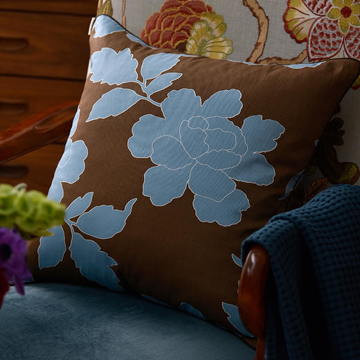 蓝色木槿花抱枕睡觉两用抱枕 商品图2