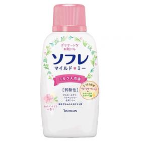 日本直邮 巴斯克林婴儿弱酸牛奶沐浴液720ml（薰衣草/樱花
）