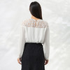 EITIE爱特爱秋季新款时尚镂空白色蕾丝一字肩宽松衫上衣C2213004 商品缩略图3