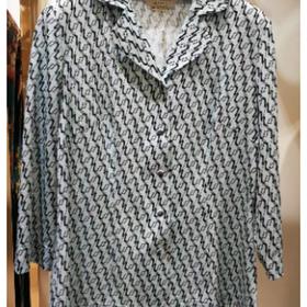 3楼 妙采针织休闲上衣