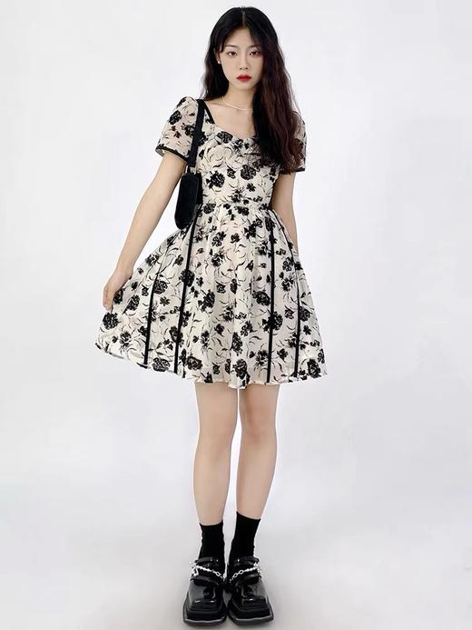 （清仓现货）【社群供K】法式复古短袖气质收腰连衣裙 商品图0