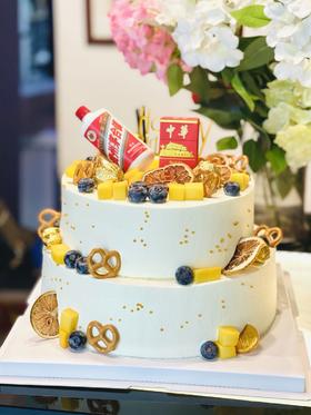 双层好烟好酒（需要打车配送运费自理）