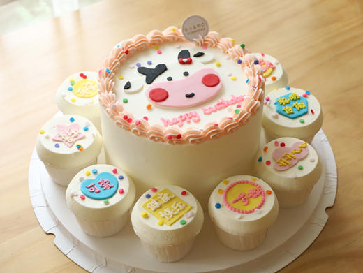 6寸可爱牛宝宝蛋糕➕10个纸杯 商品图4