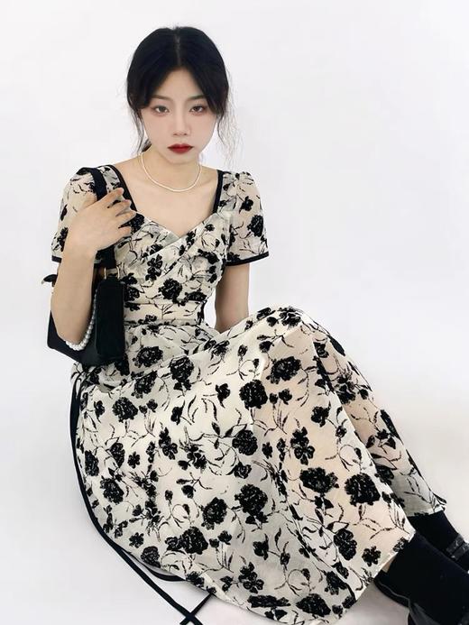 （清仓现货）【社群供K】法式复古短袖气质收腰连衣裙 商品图1