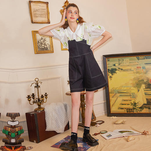 背带裤 两三事藏匿美梦 夏季新款休闲不规则撞色背带裤女高腰短裤 商品图2