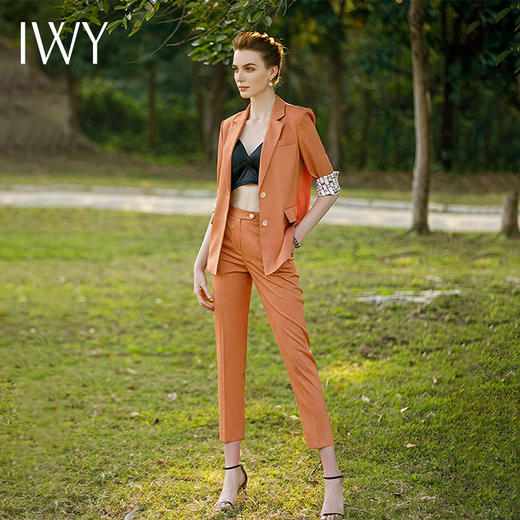 IWY/高端设计感总裁职业西装套装女英伦风播音主持正装工作服时尚西服222064C1+P1 商品图1