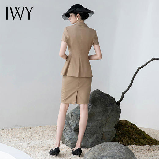 IWY/高端卡其色职业套裙女时尚气质公务员面试服装正装干练西装工作服CS1552 商品图3