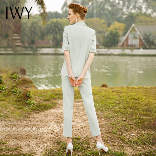 IWY/夏季浅绿色薄款短袖西服套装气质女神套裤222084C1+P1 商品图3