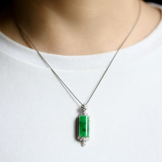 糯冰种阳绿厚庄素面翡翠平安无事牌18k白金钻石镶嵌 商品图10