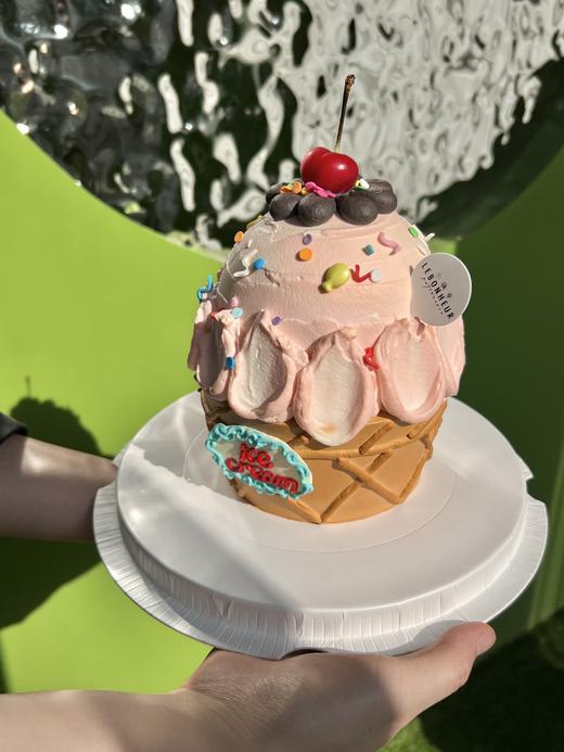 复古冰淇淋 · 奶油蛋糕 （限量送气球小熊配打气筒需自行打气） 商品图1