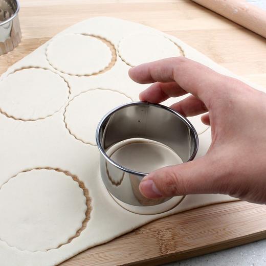 不锈钢圆形牙级/光级3件套 饺子皮慕斯圈 蛋糕水果饼干切模 商品图1