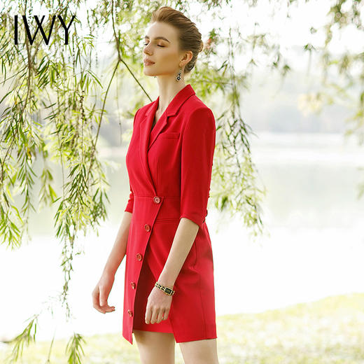IWY/红色西装连衣裙女2022夏季高级感上镜主持工作服职业套装气质正装222070Q1 商品图4