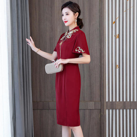 AHM-yqwl5181新款优雅气质修身立领短袖中长款连衣裙 商品图3