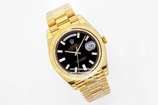 NOOB劳力士星期日志型40『赌桌绿』
1⃣️ 蓝宝石镜面，日历2.5倍放大镜，效果同步原版。
2⃣️蚝式表壳结构，一体中层表壳，旋入式底盖及上链表冠整个手表基于正品original原版开模❕❕❕ 商品图9