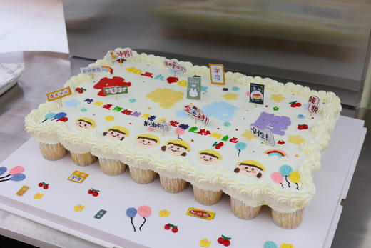 小朋友分享纸杯组合蛋糕 商品图0