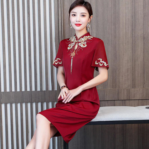 AHM-yqwl5181新款优雅气质修身立领短袖中长款连衣裙 商品图1