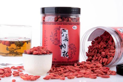 不掺一颗外地枸杞！【宁夏 • 头茬枸杞】枸杞界的珍品 红枸杞/黑枸杞/枸杞茶/蜂蜜  高端新品 颗颗饱满  锁住鲜果营养 嚼着吃口感好～ 商品图5