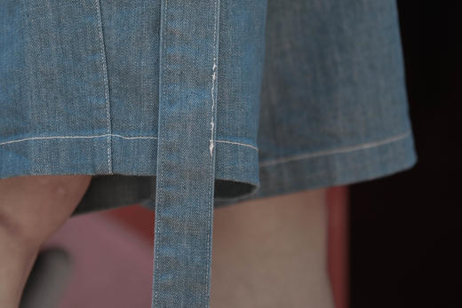 W229233100时尚宽松牛仔短裤 商品图2