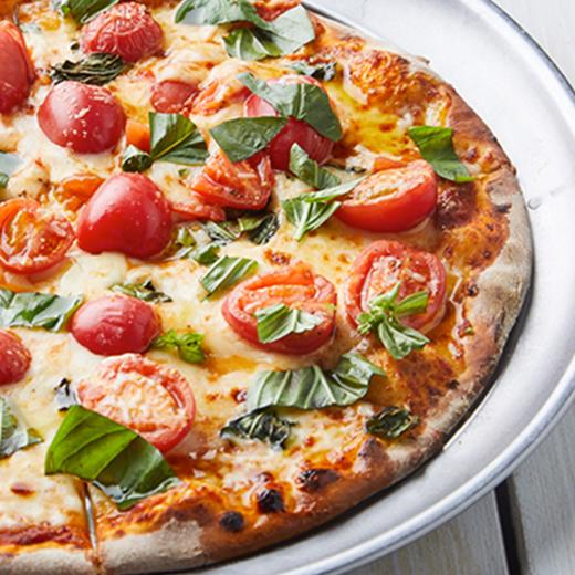 浓郁芝士玛格利特番茄披萨 Triple Cheese Margherita Pizza with Cherry Tomato 商品图0