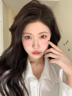 lilies look 美瞳 蒸汽波