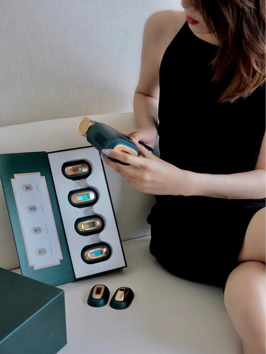 JOVS二代多功能嫩肤冰点家用脱毛仪 首创SR嫩肤模式！脱毛+嫩肤️一机多用【含赠品：护目镜/刮毛刀/凝胶/收纳袋】 商品图3