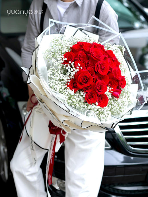 (3款可选）33朵玫瑰韩式花束 商品图1