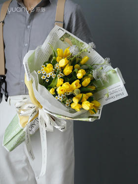 黄色郁金香韩式花束