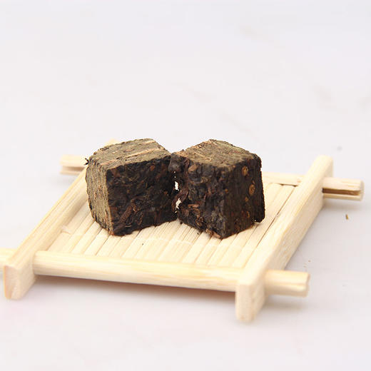 2015中茶黑砖茶C2-7百年木仓300g 商品图2