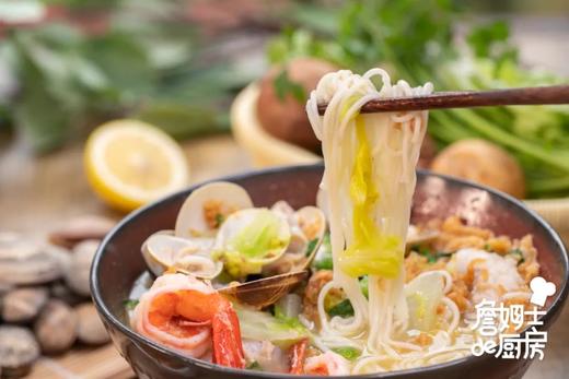 蛋酥海鲜空心面 商品图0