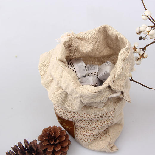 2015中茶黑砖茶C2-7百年木仓300g 商品图3